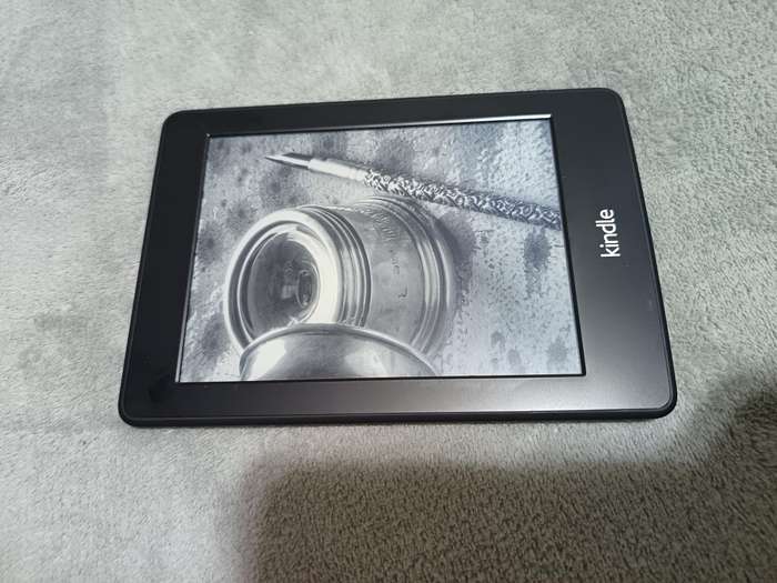 Amazon Kindle B0D4 22 6th genaration