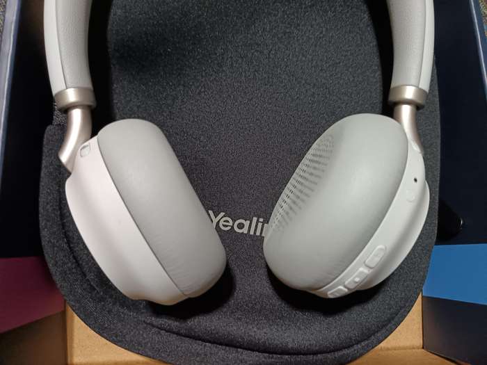 Yealink BH72 Teams Buletooth Headset