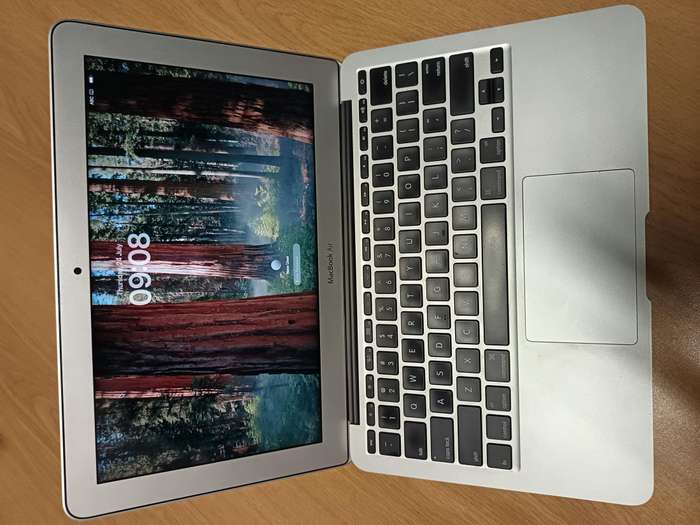 MacBook Air 11  2014