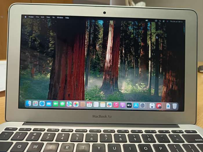 MacBook Air 11  2014