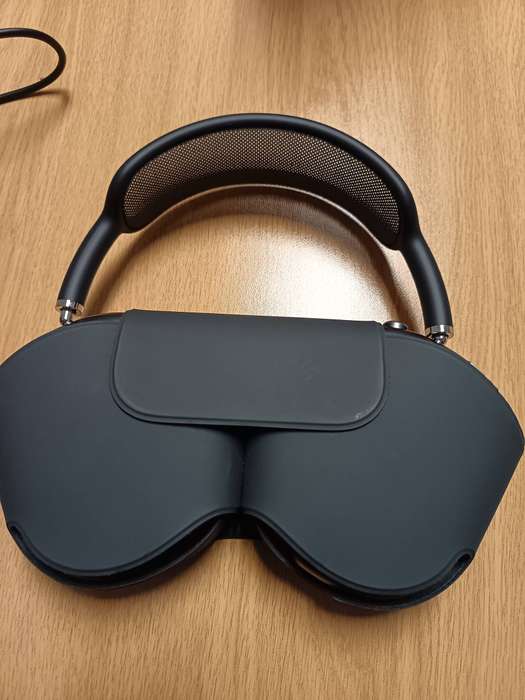 Apple A2096 airpods max headphones