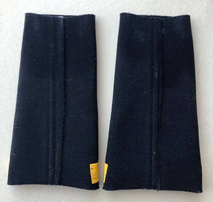SA Navy Sub Lieutenant slip on shoulder ranks