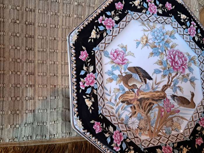 Large Imperial Imari Plate