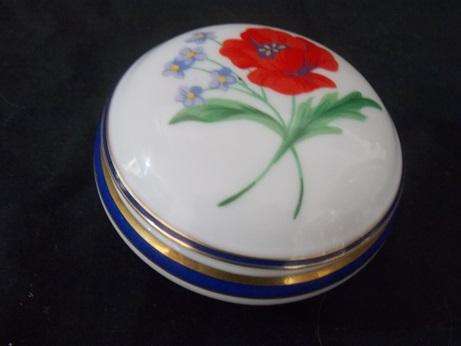 Tiffany & Co. Limoges France American Garden Round Porcelain Collectible Box
