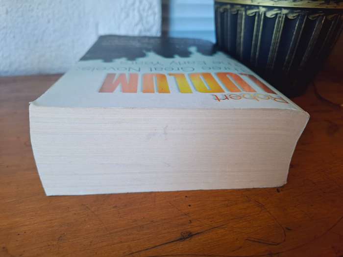Softcover Novel: The Early Years by Robert Ludlum