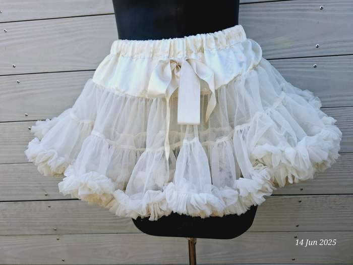 Smitten flutter white tutu
