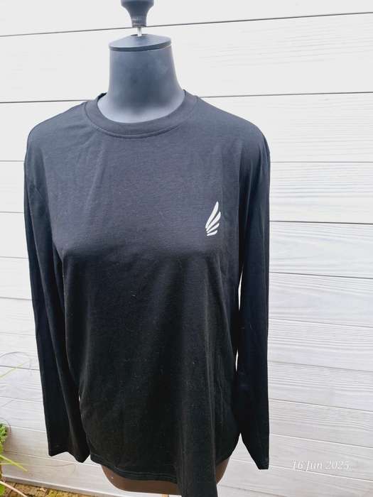 Unisex long sleeve black t-shirt - L