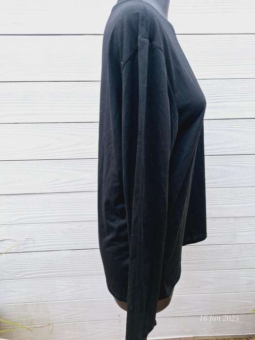 Unisex long sleeve black t-shirt - L