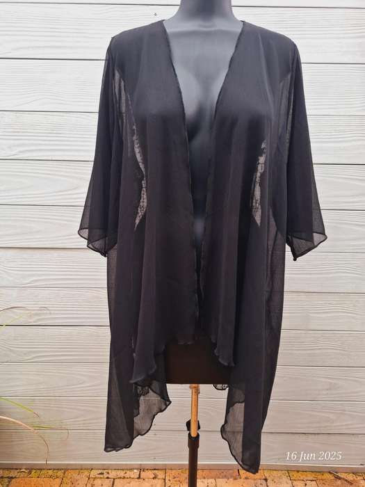 Short sleeve embroidery lace kimono Size 3XL