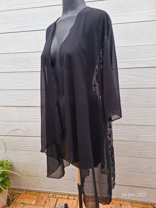 Short sleeve embroidery lace kimono Size 3XL
