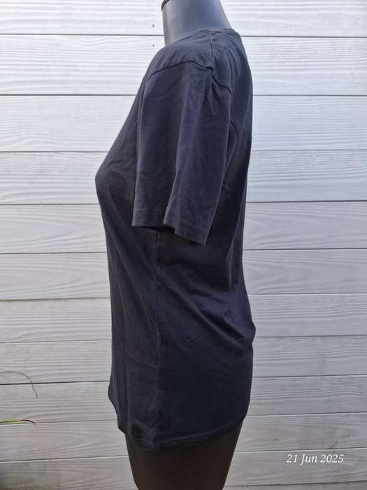 Fittees black t-shirt - Size M