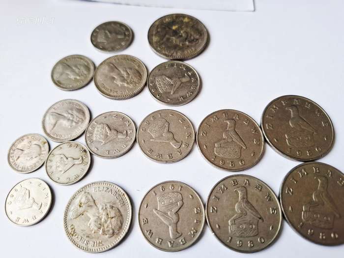 17 x Rhodesia Zimbabwe coin set