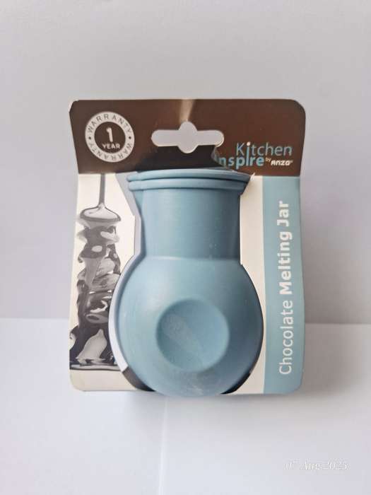 New small silicone chocolate melting jar. Never used.
