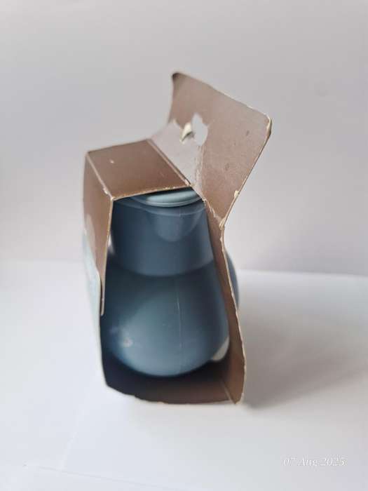 New small silicone chocolate melting jar. Never used.