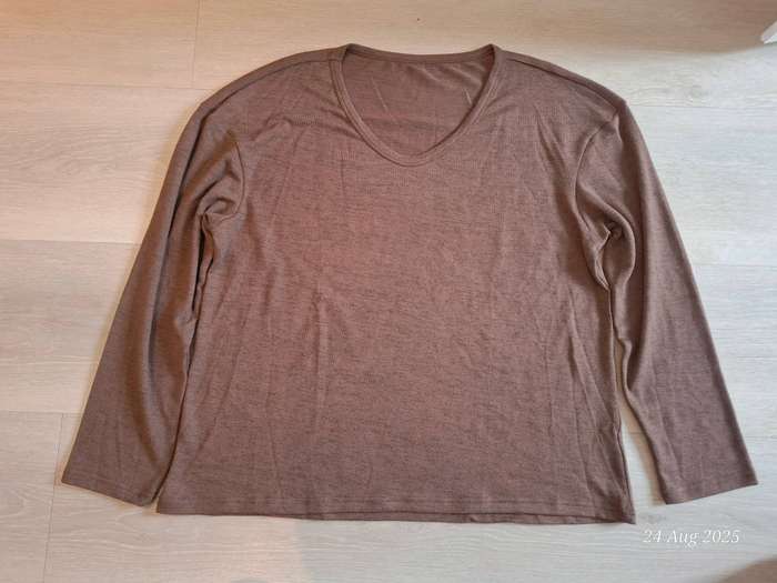 New brown longsleeve -XXL