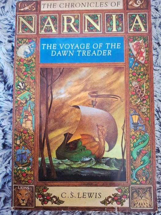 Softcover novel: The Silver chair by C.S. Lewis. The Chronicles of Narnia.