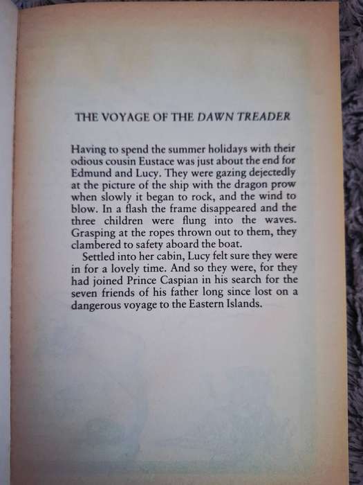 Softcover novel: The Silver chair by C.S. Lewis. The Chronicles of Narnia.