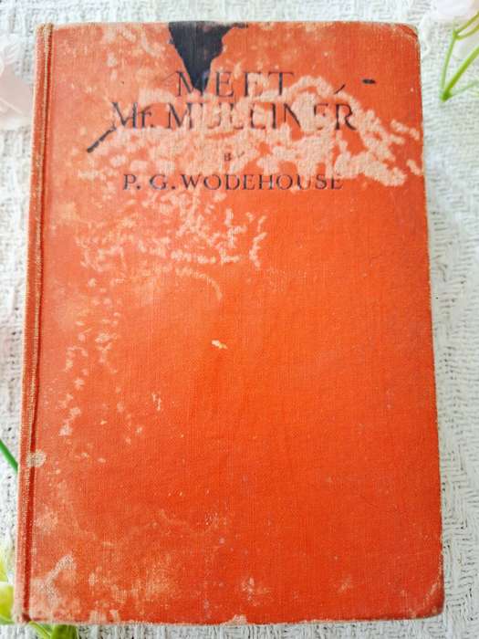 Meet Mr Mulliner by P.G. Wodehouse
