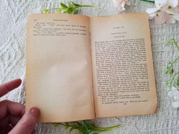 Death in Ecstasy by Ngaio Marsh