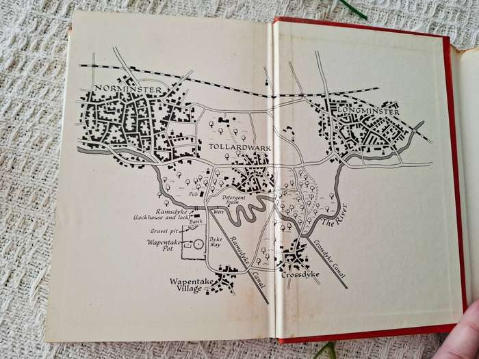 Clutch of Constables - A Roderick Allen Story By Ngaio Marsh