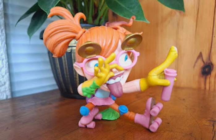The Fartist club - Windy Wendy (no box, toy only)