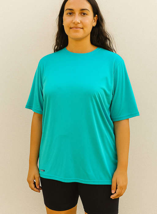 Like new Decathlon Women's surfing shirt sleeved tshirt. Anti UV Malou Turquoise  Size: 16-18 /XL