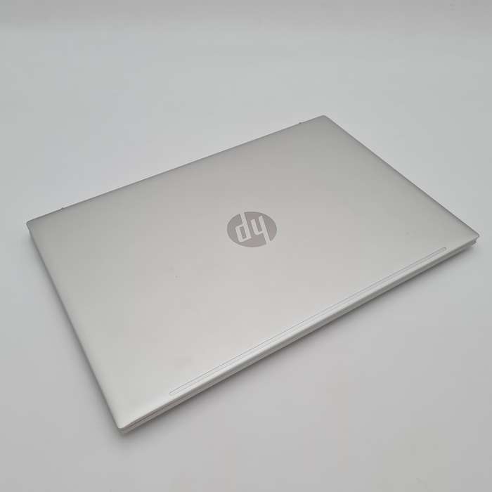 HP Pavilion 14 Notebook - Intel Core i3 | 8GB RAM | 256GB SSD | 14" Full HD | Fingerprint reader |