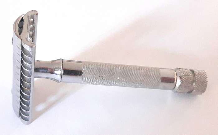 Vintage 1930s Eclipse Red Ring Safety Razor
