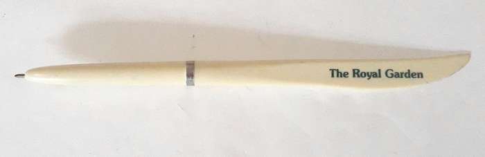 Vintage 1990s The Royal Garden Desk Pen