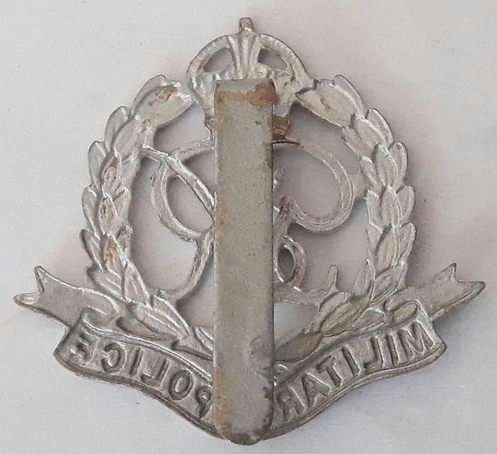 British Army 1930/40s Military Police Cap Badge