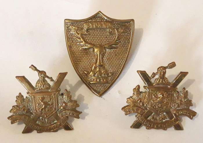 WW2 and UDF Era Cape Town Highlanders Sporran and Collar Badges