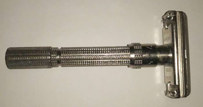 Vintage Gillette 1966 (L1) Slim Adjustable Safety Razor