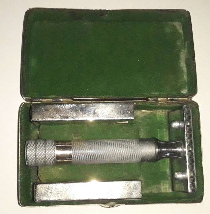 Vintage 1930s German Made Asan Safety Razor