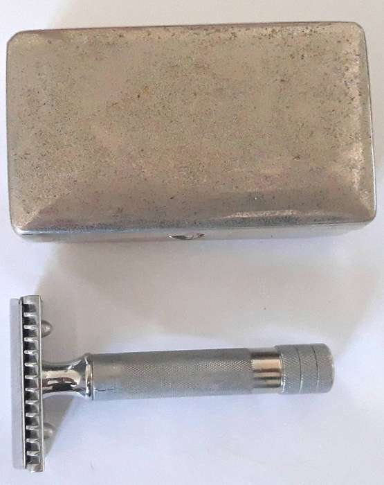 Vintage 1930s German Made Asan Safety Razor