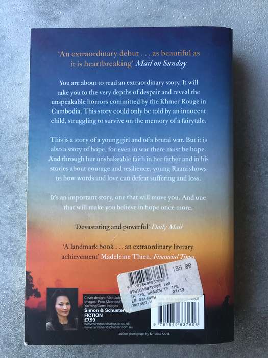 In the Shadow of the Banyan by Vaddey Ratner [Paperback: Good]