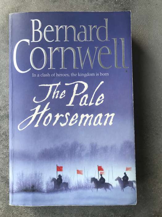 The Pale Horseman (The Last Kingdom #2) by Bernard Cornwell [Paperback: Good]