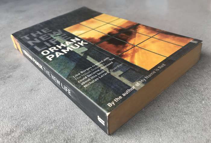 The New Life by Orhan Pamuk [Paperback: Very Good]