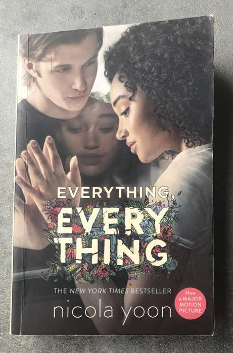 Everything, Everything by Nicola Yoon [Paperback: Average]