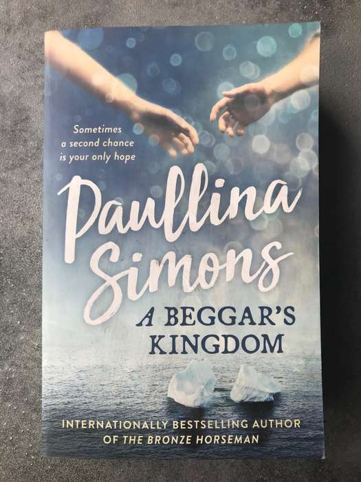 A Beggar's Kingdom (End of Forever #2) by Paullina Simons [Paperback: Like New]