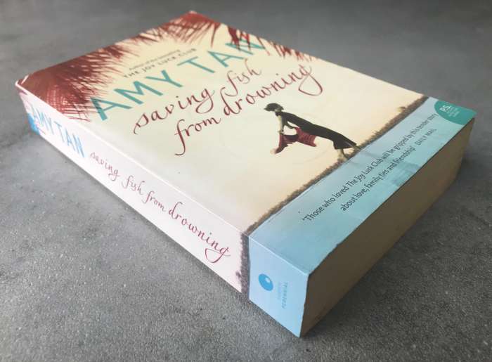 Saving Fish from Drowning by Amy Tan [Paperback: Very Good]