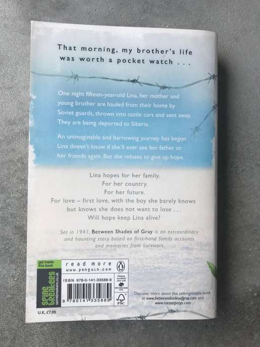 Between Shades of Gray by Ruta Sepetys [Paperback: Very Good]