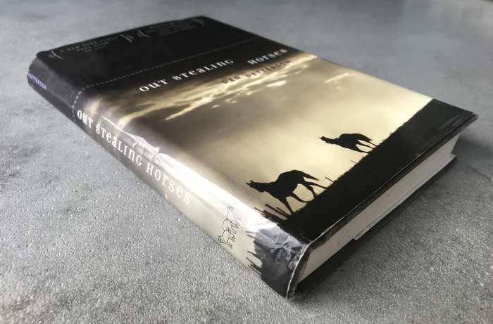 Out Stealing Horses by Per Petterson [Hardcover: Very Good]