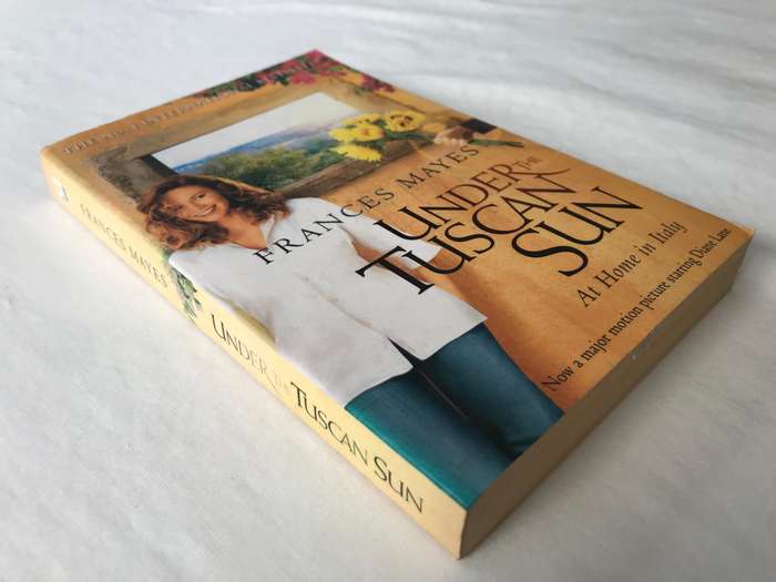 Under the Tuscan Sun by Frances Mayes [Paperback: Excellent]