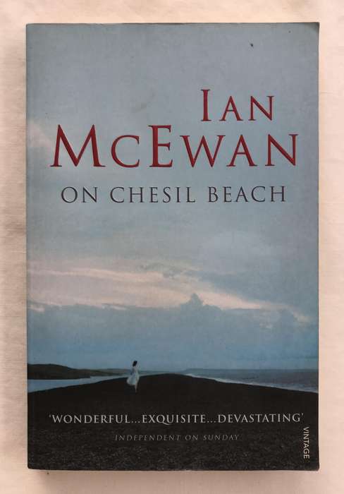 On Chesil Beach by Ian McEwan [Paperback: Very Good]