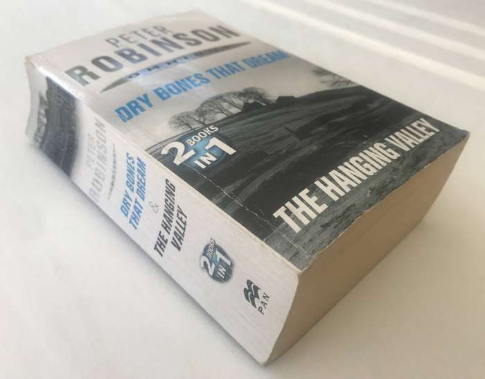 Dry Bones That Dream & The Hanging Valley by Peter Robinson [Paperback: Average]
