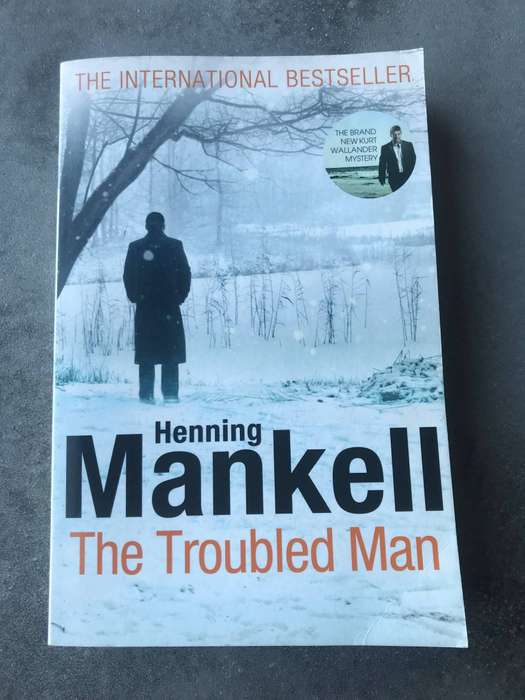 The Troubled Man (Kurt Wallander #10) by Henning Mankell [Large Paperback: Very Good]