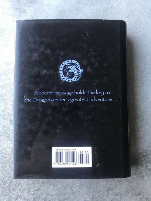 Dragon Moon (Dragonkeeper #3) by Carole Wilkinson [Hardcover: Very Good]