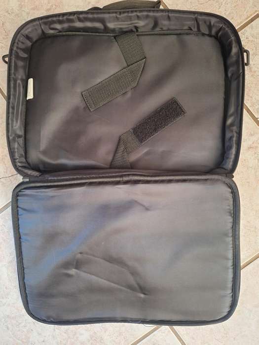 Laptop bag