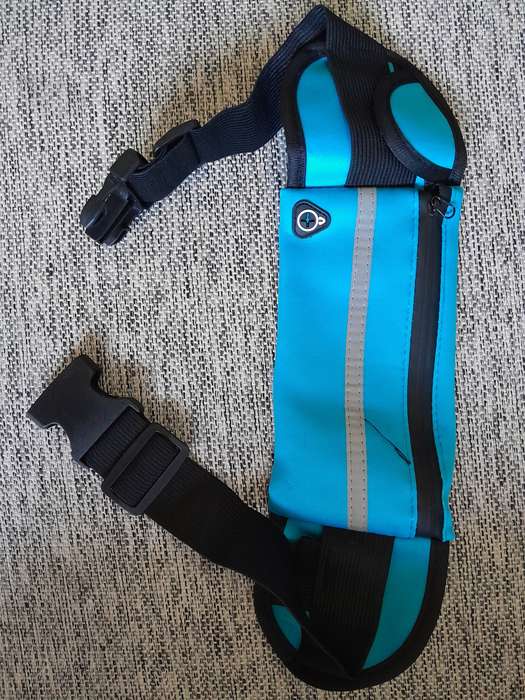SPORTS MOONBAG