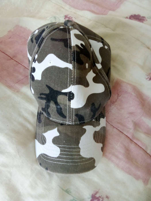 Baseball cap lot